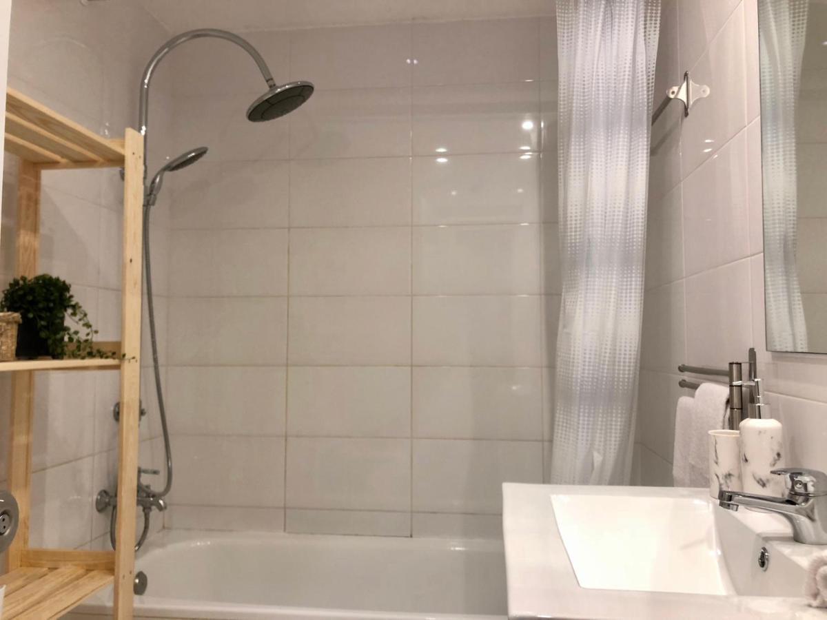 Cozy And Stylish Studio Apt Just 800M From The Beach - New On Booking! Albufeira Eksteriør bilde