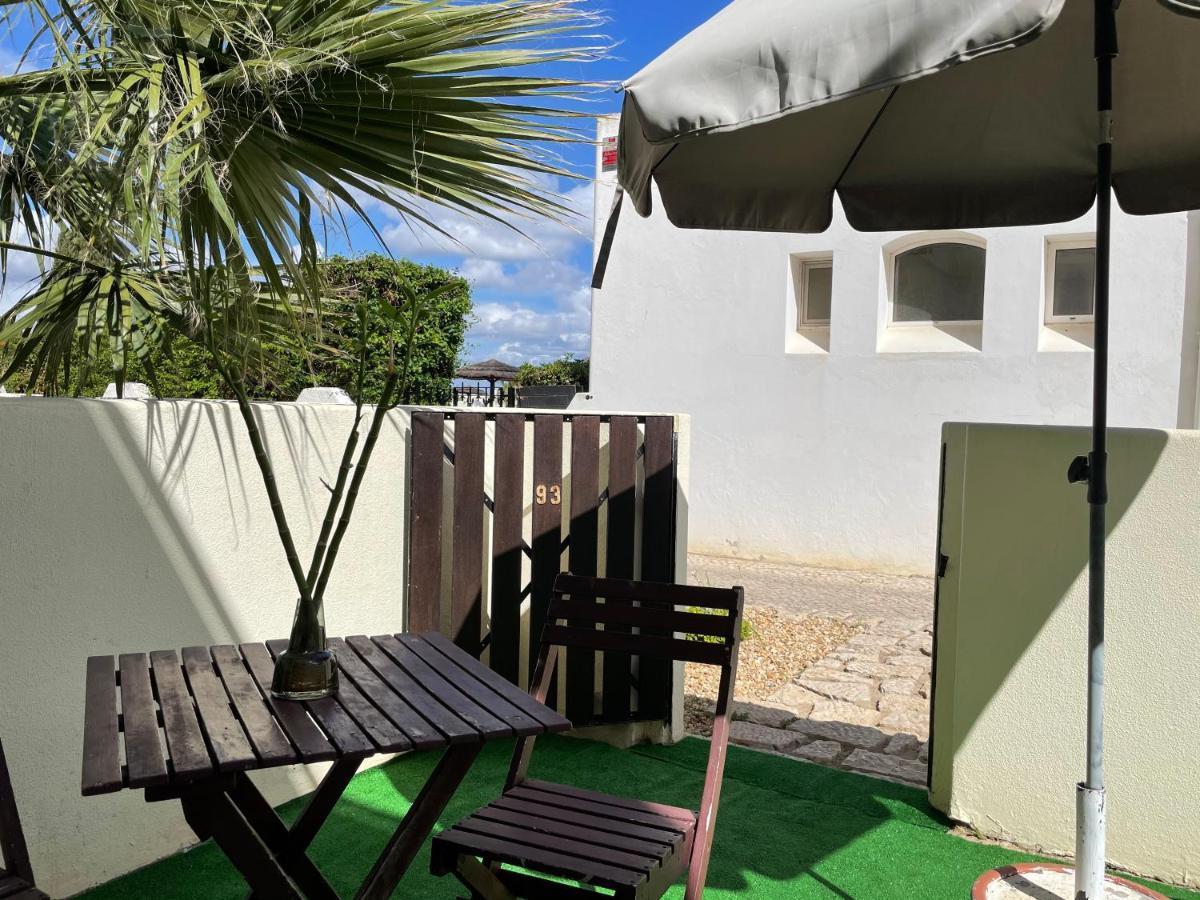 Cozy And Stylish Studio Apt Just 800M From The Beach - New On Booking! Albufeira Eksteriør bilde