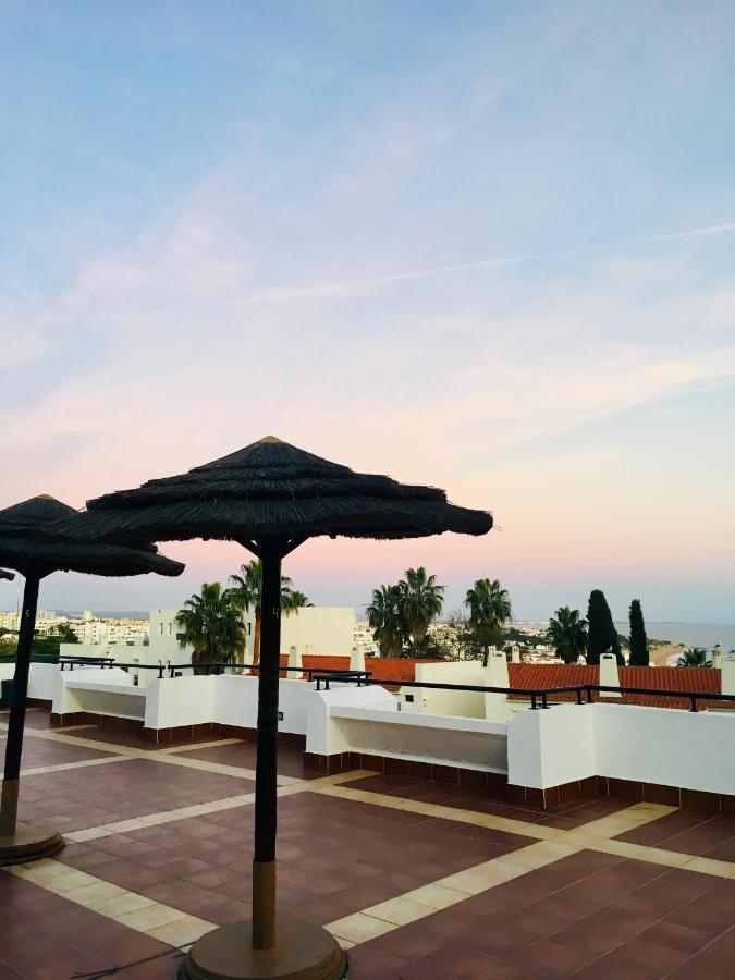 Cozy And Stylish Studio Apt Just 800M From The Beach - New On Booking! Albufeira Eksteriør bilde
