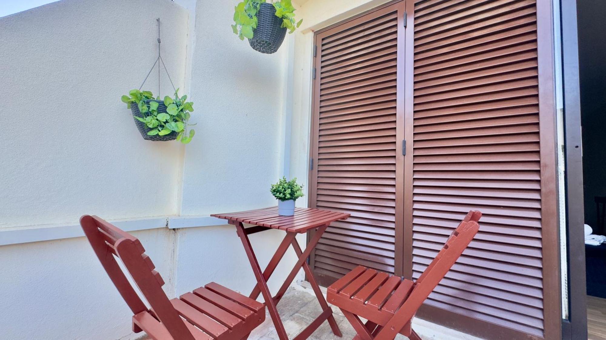 Cozy And Stylish Studio Apt Just 800M From The Beach - New On Booking! Albufeira Eksteriør bilde